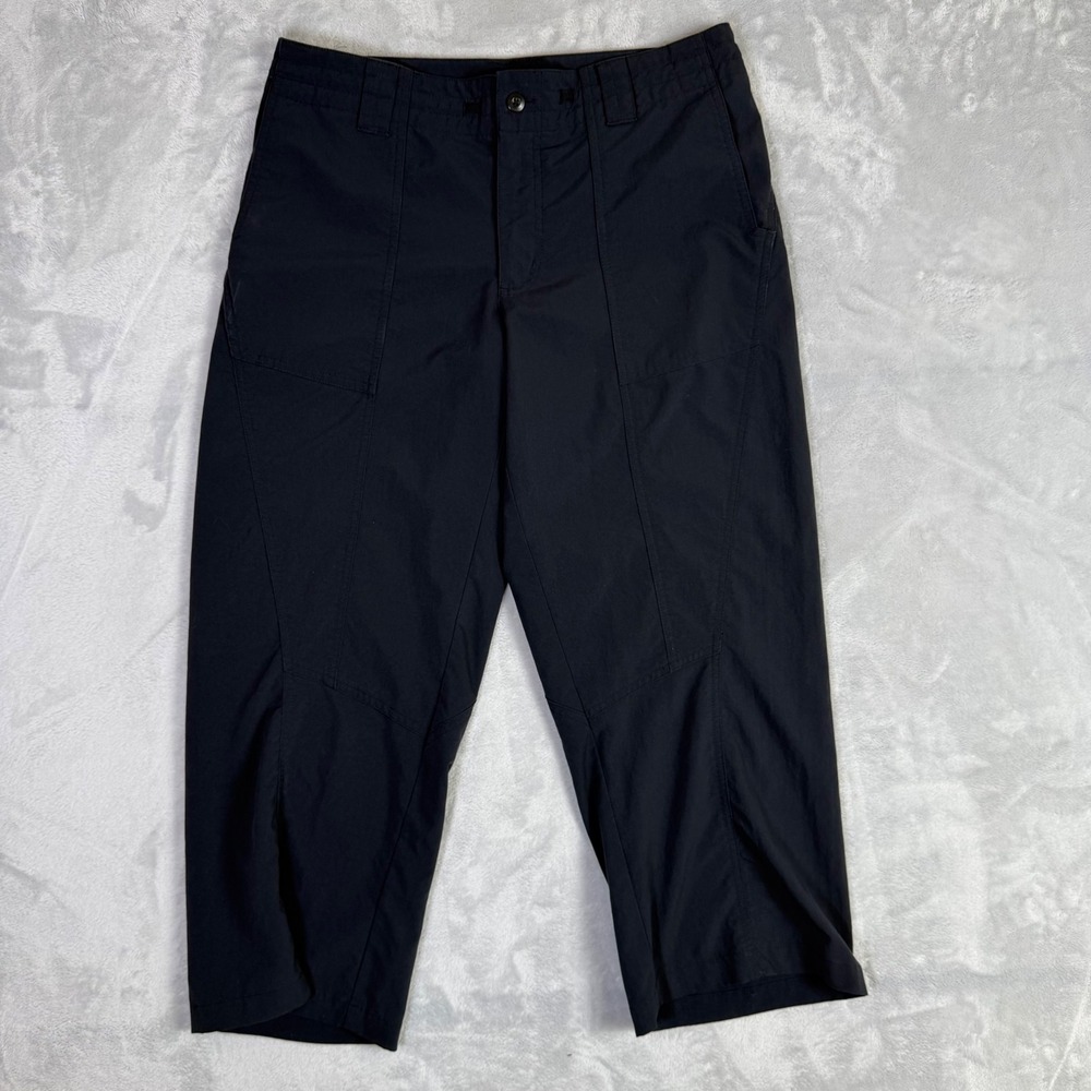 Patagonia Cropped Pants Women 10 Black Hiking Outdoor Multi Pocket